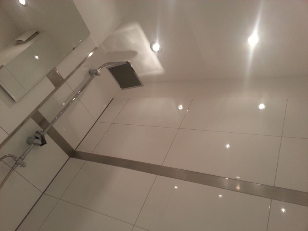 Wohnung Weitblick ฮาน ห้อง รูปภาพ